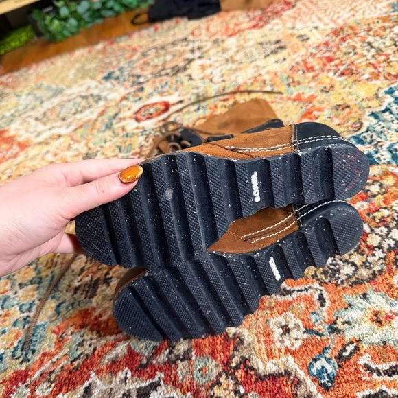 Sorel knee high wedge boots - rare - Picture 5 of 8